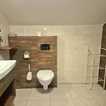 Privatunterkunft Dworek Nad Stawem & Laznia Piwna Ostrów Mazowiecka