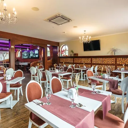 Dworek Nad Stawem & Laznia Piwna * Ostrów Mazowiecka