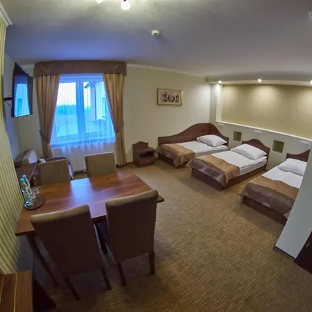 Dworek Nad Stawem & Laznia Piwna Privat bolig