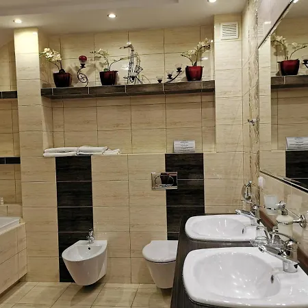 Dworek Nad Stawem & Laznia Piwna Privat bolig *