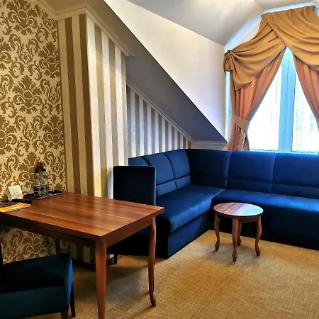 Dworek Nad Stawem & Laznia Piwna Privat bolig *