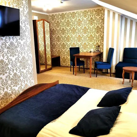 Dworek Nad Stawem & Laznia Piwna