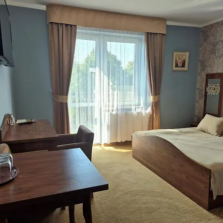 Dworek Nad Stawem & Laznia Piwna * Ostrów Mazowiecka