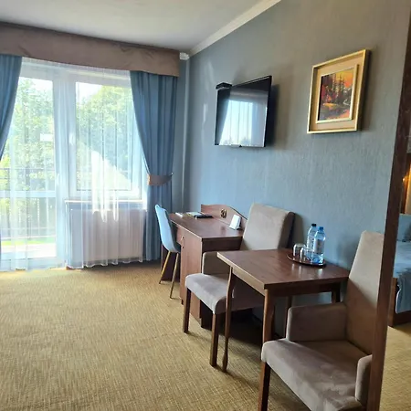 Dworek Nad Stawem & Laznia Piwna Privat bolig