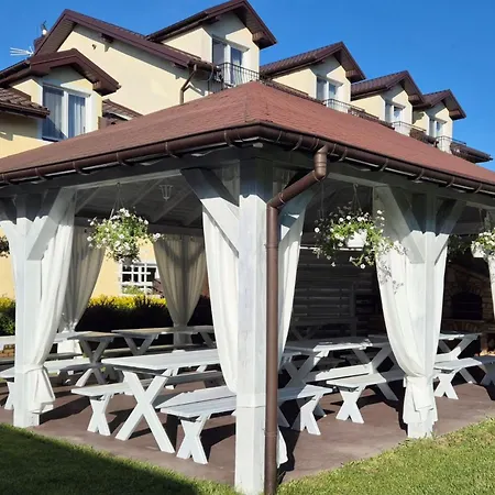 Dworek Nad Stawem & Laznia Piwna Privat bolig *