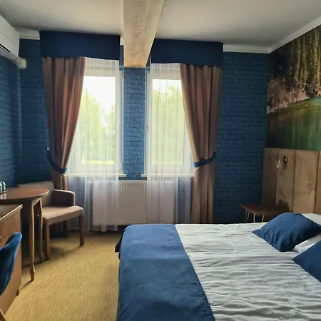 Dworek Nad Stawem & Laznia Piwna Ostrów Mazowiecka