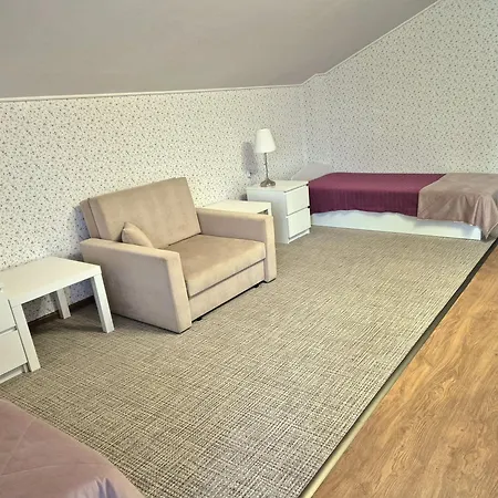 Privatunterkunft Dworek Nad Stawem & Laznia Piwna