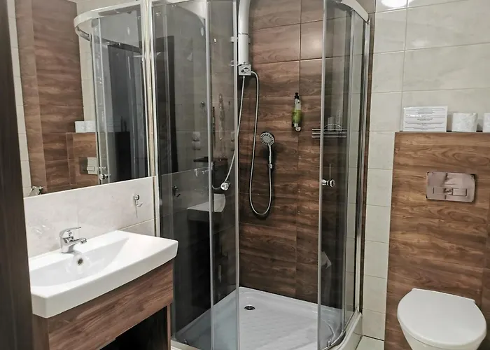 Privatunterkunft Dworek Nad Stawem & Laznia Piwna *