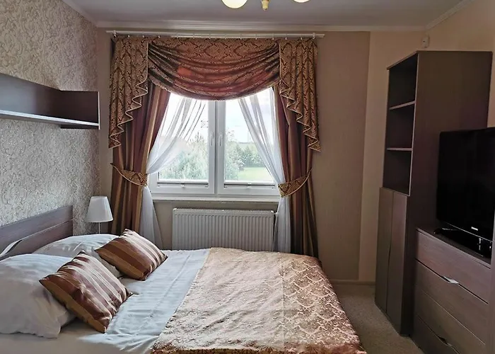 Dworek Nad Stawem & Laznia Piwna Privatunterkunft Ostrów Mazowiecka