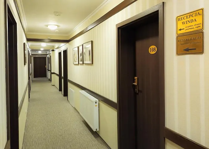 Privatunterkunft Dworek Nad Stawem & Laznia Piwna Ostrów Mazowiecka