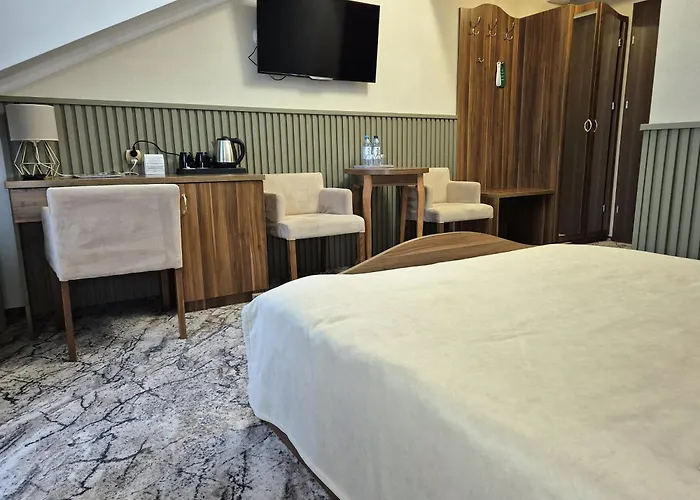 Dworek Nad Stawem & Laznia Piwna * Ostrów Mazowiecka