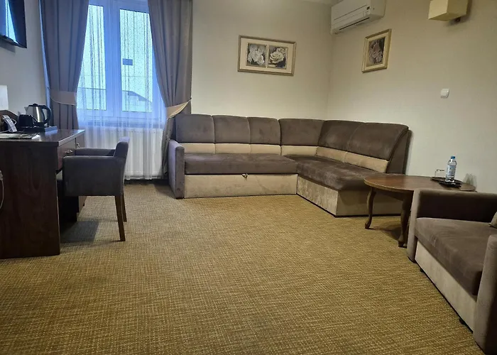 Privatunterkunft Dworek Nad Stawem & Laznia Piwna