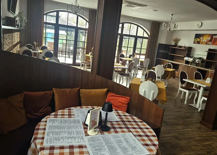 Dworek Nad Stawem & Laznia Piwna Privatunterkunft Ostrów Mazowiecka