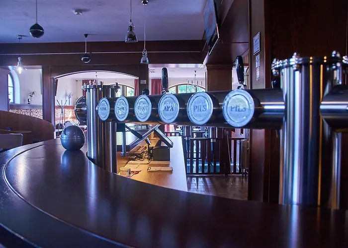 Dworek Nad Stawem & Laznia Piwna